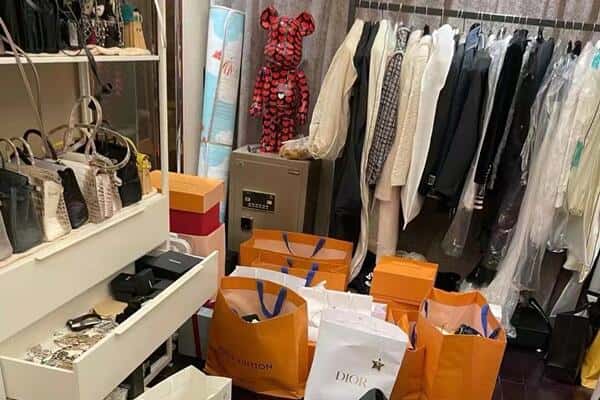 文山州富宁回收一线品牌衣服